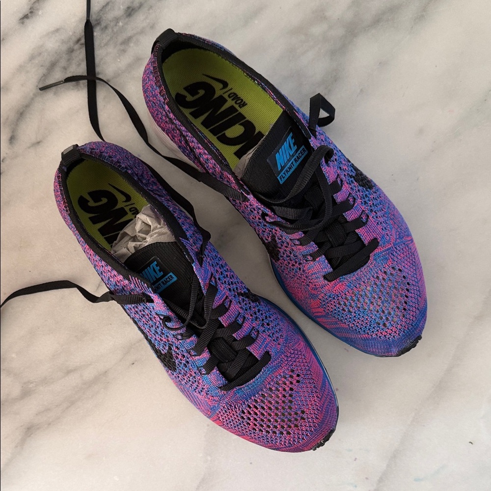 Nike Flyknit Shoes in Purple and Pink